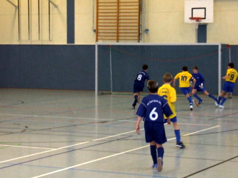 Das 2:0 im Final der Hallenkreismeisterschaft bahnt sich an Das 2:0 im Final der Hallenkreismeisterschaft bahnt sich an